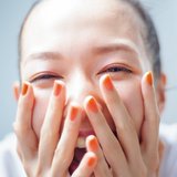 「最近、仕事しかしてない…」手っ取り早くテンションを上げるには？おしゃ色ネイル９選