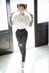 タックインでウエスト強調！