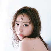 内田理央、こんな服だーりおしか似合わん！無理せずコツコツカラダと向き合う、【むっつりボディHOW TO】