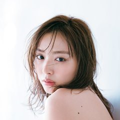 内田理央、こんな服だーりおしか似合わん！無理せずコツコツカラダと向き合う、【むっつりボディHOW TO】