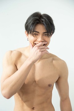 THE RAMPAGE・武知海青の筋肉に惚れ惚れ♡　本人直伝、ダイエットで意識すべき6つのこと