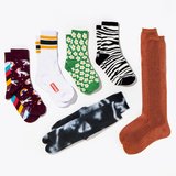 「履いた瞬間、旬な足元にアプデ確実。」チラリとのぞくハイセンス靴下で即シャレ♡【主役級トレンドソックス】５選