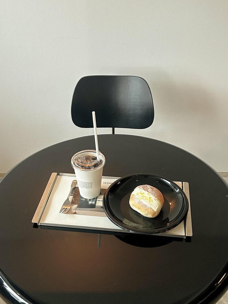 韓国・ソウルカフェおすすめ⑤「The TRUFFLE BAKERY」