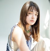 【ロング】2段仕立ての最新バングで“個性派ロング”を堪能しよう♡