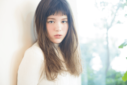 少女でも大人でもない 不確かな女らしさの魅力