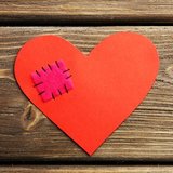 ひとりの時間が女を育てる！？　恋愛おやすみ期にしたい自分磨きはこの二つ！