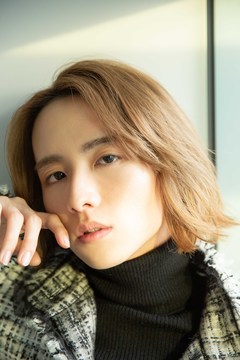 板垣李光人の圧倒的神々しさ！　美肌キープのため、無人島にもっていくなら…【7問7答】