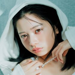 桜田ひより「すでに5本目」ぷるぷるリップの秘密は？ファッションから美髪、メイクにまつわることまで！ひよりへ徹底クエスチョン♡