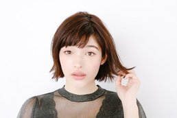 四角顔さんが華奢見えするベースメイクって？