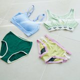 ブラとショーツを洋服感覚でコーディネート！カラフルなカジュアルランジェリーのおNEWな楽しみ方♡