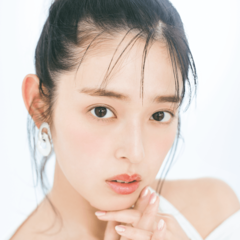 1日2ℓの水を飲むのがルーティーン！ar屈指の美容マニア、矢作穂香の美肌の秘密って？