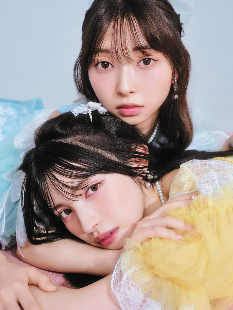 菅田愛貴、辻野かなみ。ar1.2月合併号より