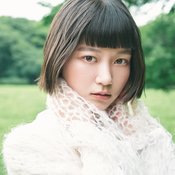 【ボブ】甘めホワイトワンピはセミドライな質感でちょっぴりクールダウン