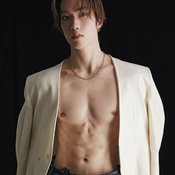 THE RAMPAGE・藤原樹、身体で自慢のパーツは？「この体質は親に感謝しかないです」思わず見とれる完璧ボディの秘訣♡