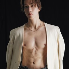 THE RAMPAGE・藤原樹、身体で自慢のパーツは？「この体質は親に感謝しかないです」思わず見とれる完璧ボディの秘訣♡