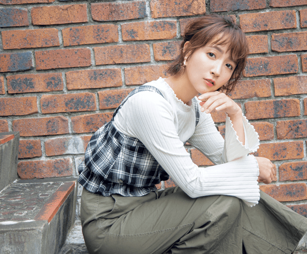 チェック柄大流行中の今！ねじってとめるだけの簡単アレンジで友達と差をつけて