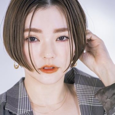 ショート ストレート 前髪なしの髪型 ヘアスタイル Ar アール Web ヘアカタログ