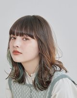 【ミディアム】ブルーグリーンのシャレ感にドキッ♡最先端のイヤリングカラー