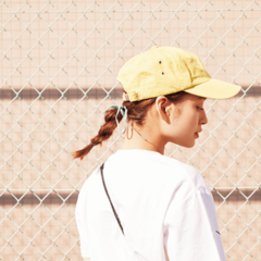 これだけでモテ度が一変!? スポーティなキャップはおフェミアレンジが好相性♥