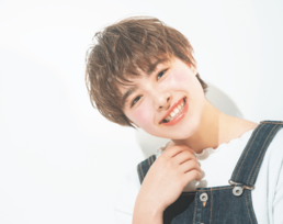 脱・ボーイッシュ!少年っぽくなるマッシュヘアを大人っぽく仕上げるには?