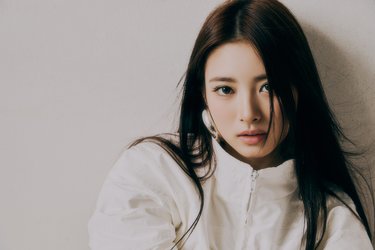BLACKPINK以来8年ぶりの新ガールズグループ『MEOVV(ミヤオ)』の