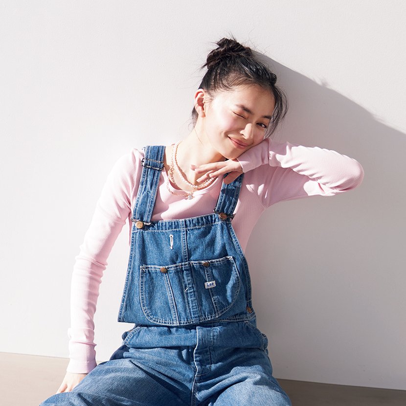 二回目のデート 服どうする ギャップ でトリコに カジュアルとオンナみのバランス術 上國料萌衣のピンク デニムコーデ Arweb アールウェブ 二回目のデート 服どうする ギャップ でトリコに カジュアルとオンナみのバランス術 上國料萌衣のピンク デニムコーデ Arweb アールウェブ