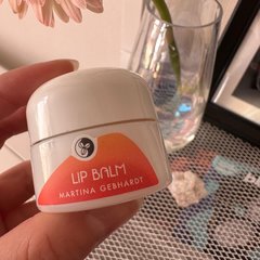 旅行中でもうるちゅる唇をキープ♡持ち歩きやすいサイズ感で旅行のお供にぴったりなリップバームをご紹介