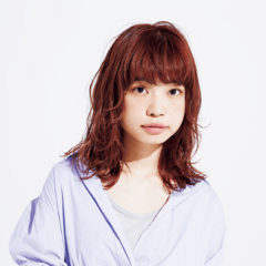 ツヤっぽくて軽やかな コーラルピンクで可愛さ全開♥