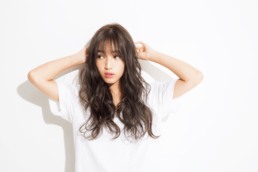 暗髪でもこの透明感！ 大人の色気は控えめがイイ♥