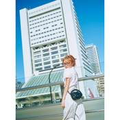 大原優乃、カジュアルシャツコーデがかわいい♡サブカルの聖地・中野で着こなす洒落可愛なシャツスタイルをお届け