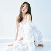 【上西星来ベストコスメ8選】動画映えのツヤ肌に!?「デートで動画や写真を撮る時に◎」コスメからヘアケア、ボディケアをご紹介