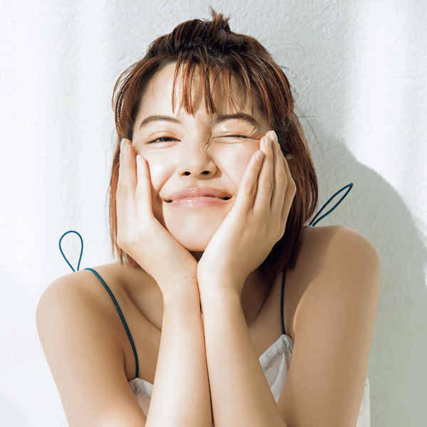 最強スキンケアってドラッグストアで買えるんだ！　美肌賢者が手放せない意外なアイテムって？