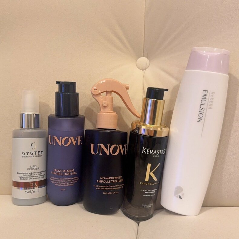 今のスタメンヘアケアアイテム♡ (左から)SYSTEM EXTRA LIPID BOOSTER、UNOVE フリズカーミングコントロールヘアミルク、ノーウォッシュウォーター アンプルトリートメント、ケラスターゼ CH ユイル クロノロジスト N、リケラ エマルジョン