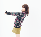 ブラウンヘア×柄トップス　ヘアカラーとファッションのおしゃな関係♥