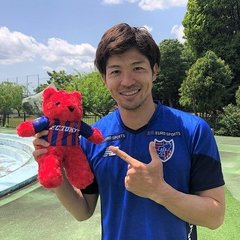 今年も独占プレゼント有♡炎の赤のテディベア片手に、Ｊリーグを応援しませんか♡