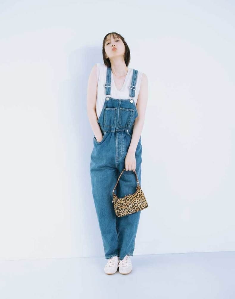 本田翼さん×デニムファッション・コーデカタログ【2025年最新】