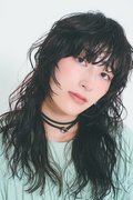 担当美容師／ヘアデザイナー　山戸龍華さん(THE STRAMA)