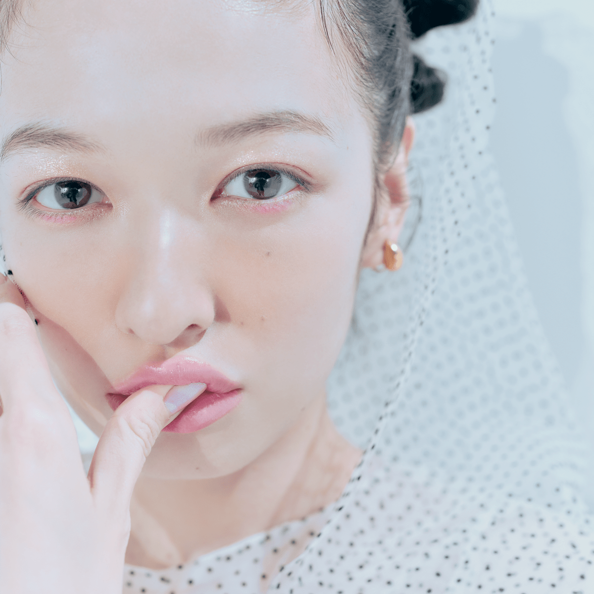 画像 写真 儚げフェロモンが尊い 可愛いだけじゃない 青み純ピンクメイク Arweb アールウェブ 大好きな人にモテるための髪型 メイク ファッション情報満載