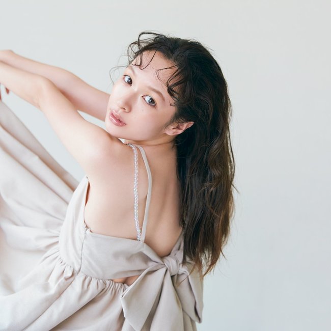 黄みベージュメイクで無防備なヌード顔に♡スキントーンの大人な取り入れ方