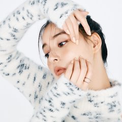 新木優子『六本木クラス』で共演した、鈴鹿央士のきゅんエピとは？「胸を締めつけられるほど…」思わずほっこり♡