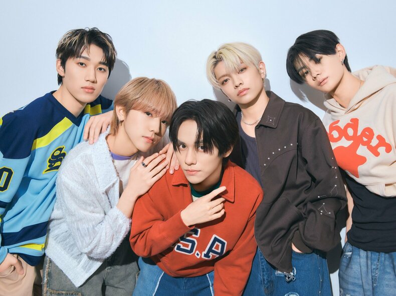 【デビュー1周年】WILD BLUEに密着♡5人全員でサビを歌う新曲に初挑戦！進化する中で「それは、今も変わってないかも」という一面を見せたのは誰？