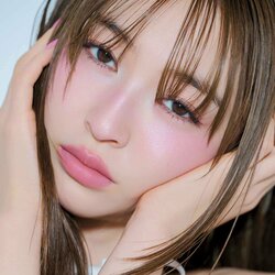 「ベースにあのカラーを仕込むのがポイント！」黄みをおさえて透明感UP♡【多幸感ピンク顔】HOW TO