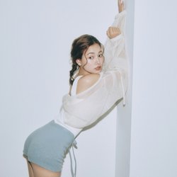 美海「ウエストが細くなくても胸がなくても桃尻さえあれば大丈夫♡」コンプレックスを武器にする“ピーチヒップ論”って？