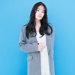 【ロング】オトナめお嬢さん風なほのかなまろみグレージュ