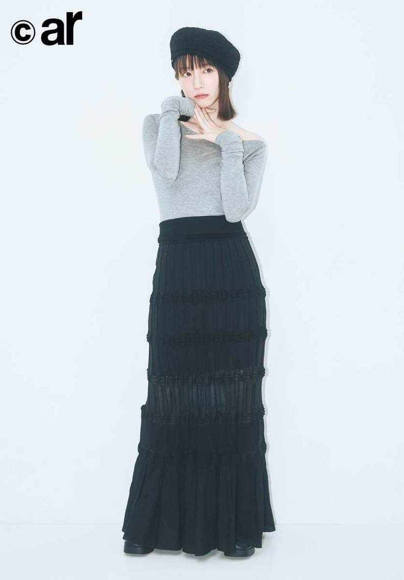 吉岡里帆。2025年ar9月号より