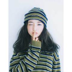 ドライヘアにサッと被るだけで簡単こなれ見え♡これからの季節にぴったりな秋色【ボーダーニット×ニットキャップ】