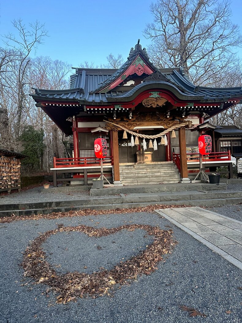 山中諏訪神社