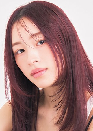 担当美容師／ディレクター　TOMOMIさん(en.)