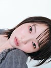 田中芽衣。2025年ar3.4月合併号より