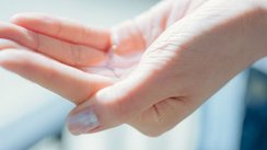 実はデリケートゾーンにも保湿が重要！正しい保湿ケアとは？